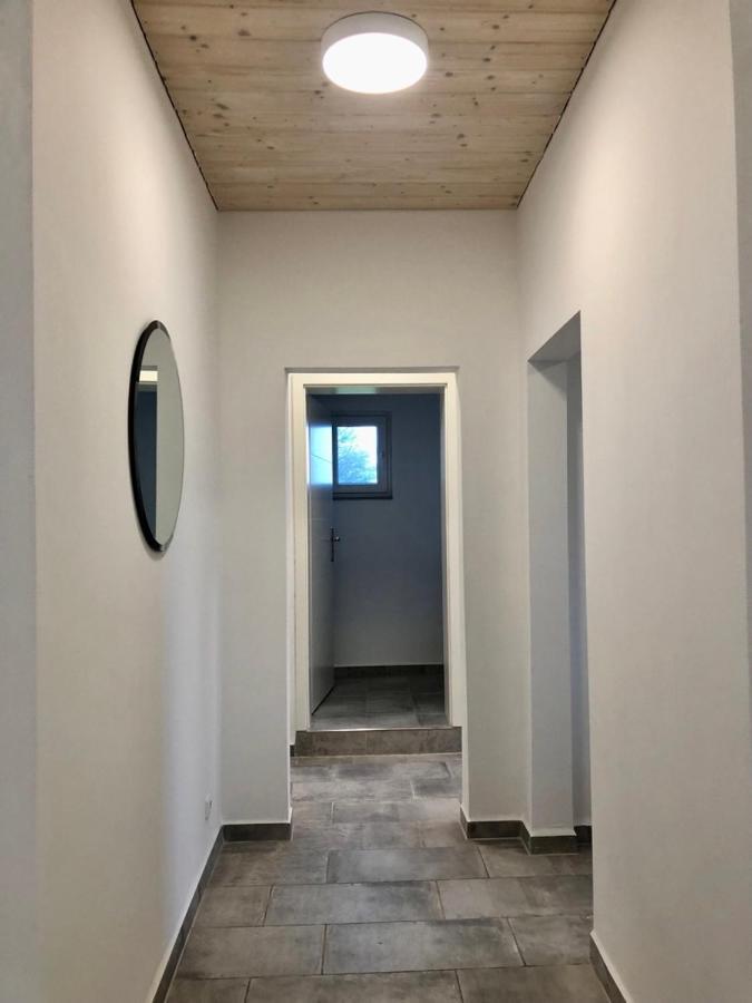 Ahrensbok Erdgeschoss-Appartement Mit Seeblick מראה חיצוני תמונה