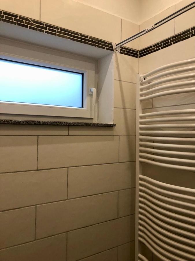Ahrensbok Erdgeschoss-Appartement Mit Seeblick מראה חיצוני תמונה