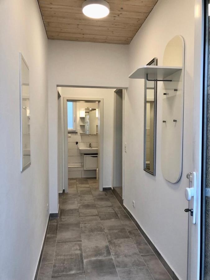 Ahrensbok Erdgeschoss-Appartement Mit Seeblick מראה חיצוני תמונה