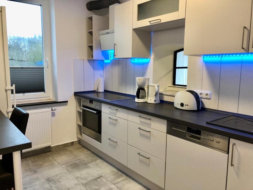 Ahrensbok Erdgeschoss-Appartement Mit Seeblick מראה חיצוני תמונה