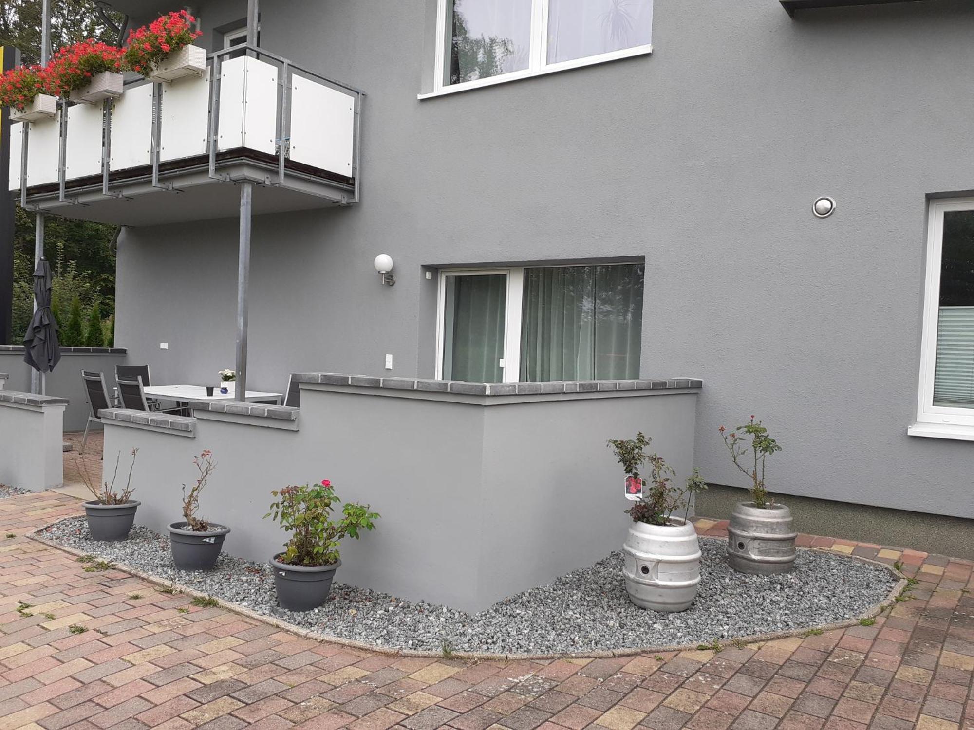Ahrensbok Erdgeschoss-Appartement Mit Seeblick מראה חיצוני תמונה